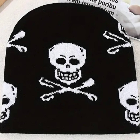 Skull & Crossbones Beanie Skeleton Skullcap Hat Halloween Skater Punk Grunge NEW - Picture 1 of 4